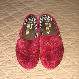 Womens red corduroy toms